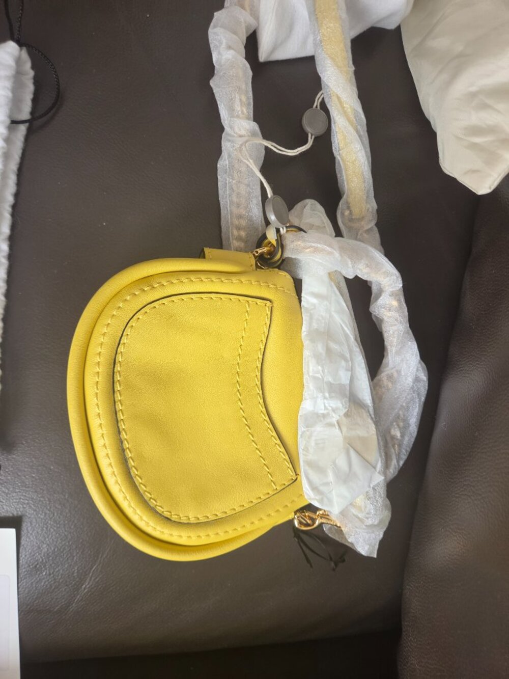 Handbag - Picture 2 of 3